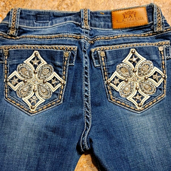 la idol usa jeans